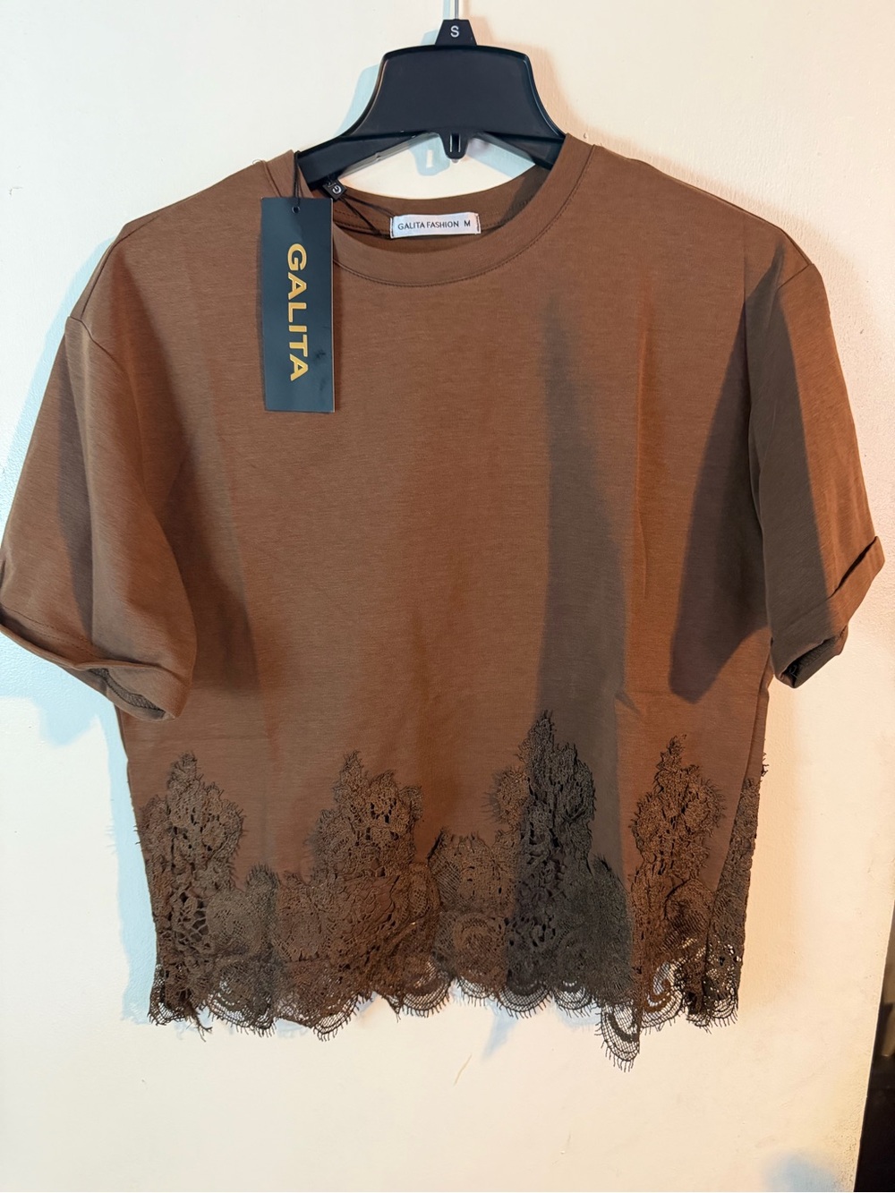 Brown Lace-Hem Short Sleeve Top Size M